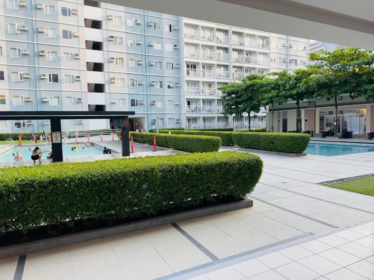 Trees Residences - Tower 11 1Br With Balcony Manila Kültér fotó