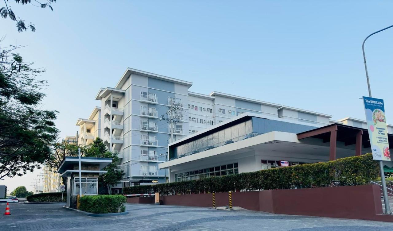 Trees Residences - Tower 11 1Br With Balcony Manila Kültér fotó
