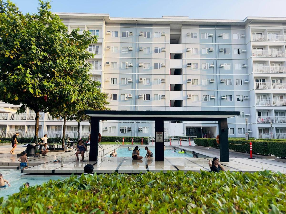 Trees Residences - Tower 11 1Br With Balcony Manila Kültér fotó