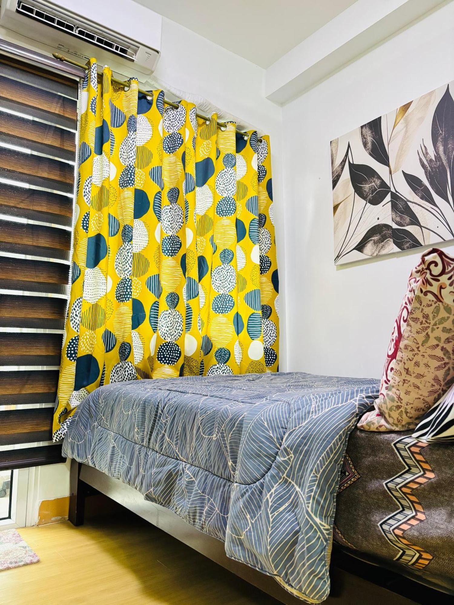 Trees Residences - Tower 11 1Br With Balcony Manila Kültér fotó